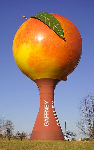 gaffney_peachoid_2658.jpg